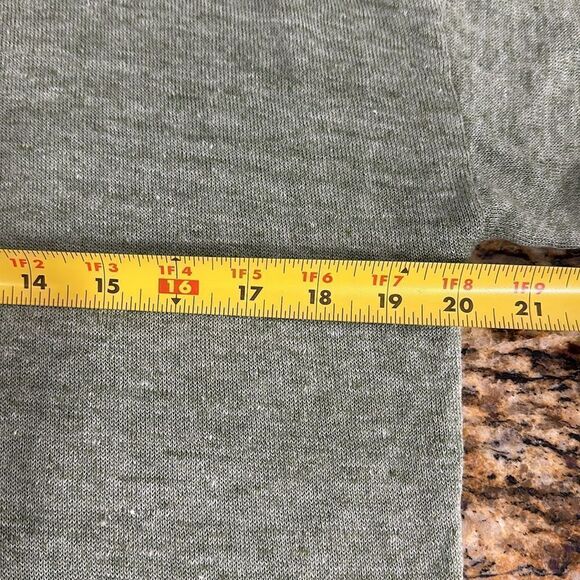 J. McLaughlin Alva Crew Neck Pullover Sweater In Light Olive Green Size M - Picture 7 of 8